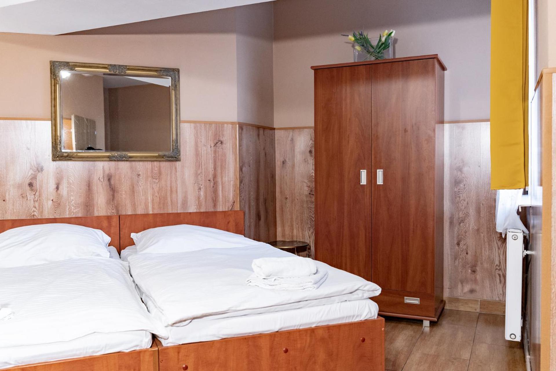 Hotel Taurus ออสตราวา ภายนอก รูปภาพ