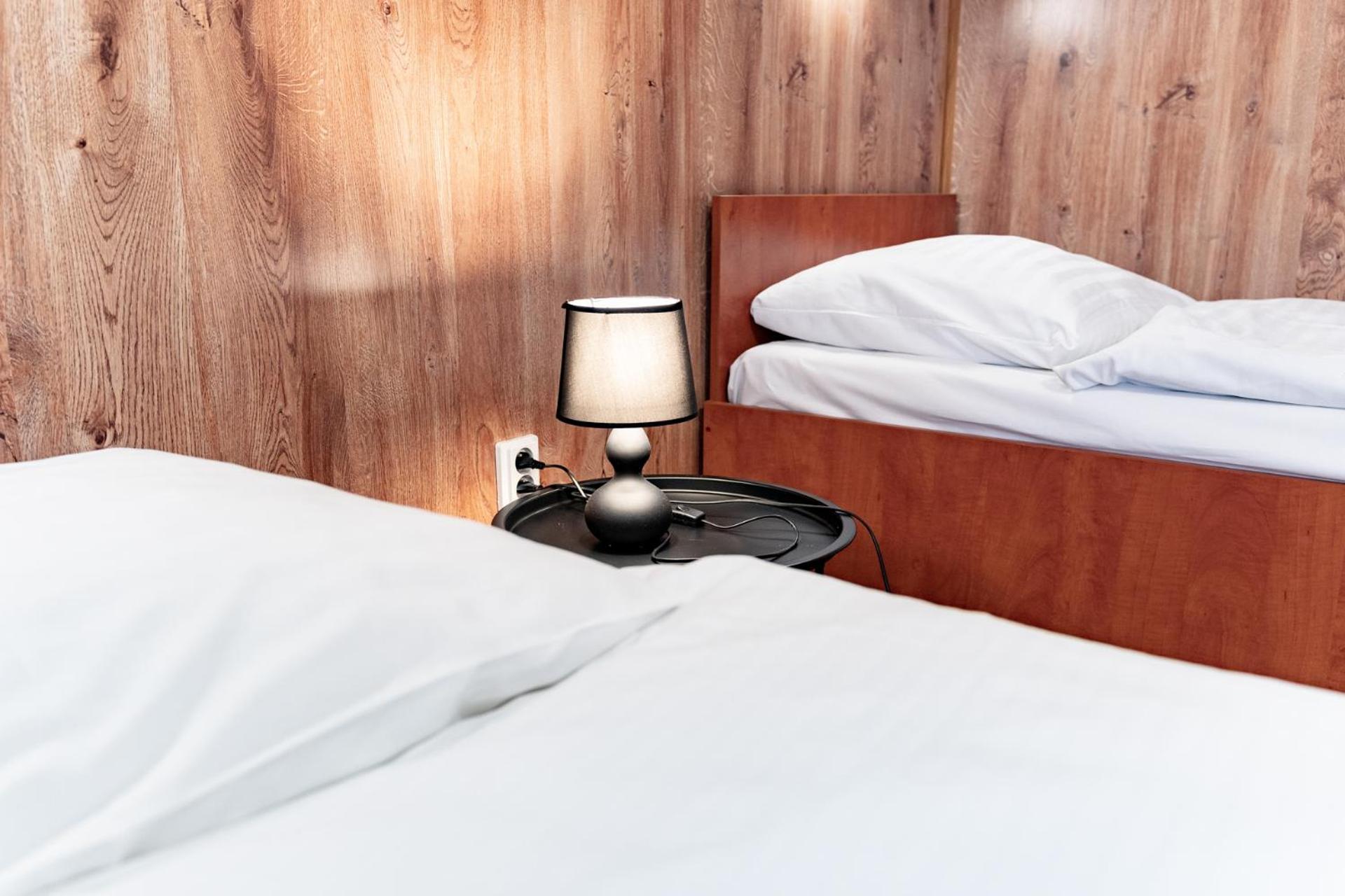 Hotel Taurus ออสตราวา ภายนอก รูปภาพ